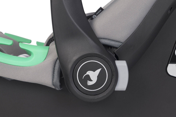 Fotelik samochodowy PETIT Dove z homologacją R129