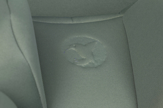 Fotelik samochodowy PETIT Pine z homologacją R129